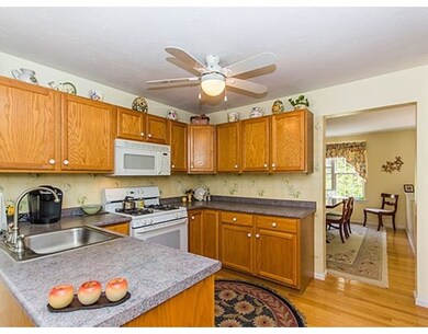 30 Robin Ln, Rockland, MA 02370 - photo 5