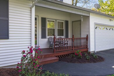 11 Margaret Cir, Nashua, NH 03062 - photo 5