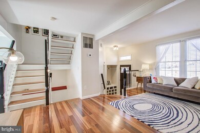 6334 Mary Todd Ln, Centreville, VA 20121 - photo 6