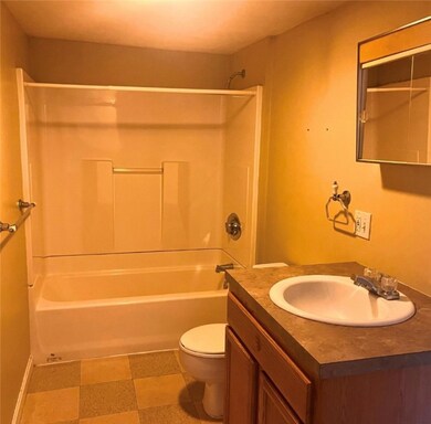 169 Warren Ave, Pawtucket, RI 02860 - photo 5