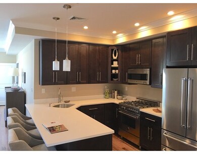 7 Wendell St, Boston, MA 02110 - photo 3