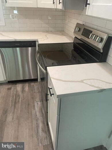 12404 Stirrup Ln, Bowie, MD 20715 - photo 4