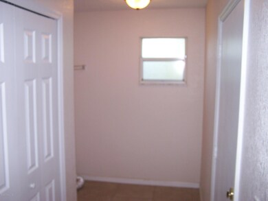 6412 Pleasant 002