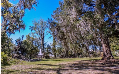 654 SE Baya Dr, Lake City, FL 32025 - photo 2