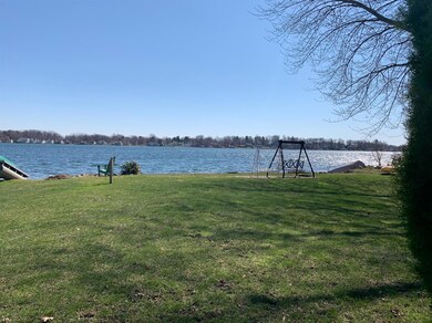 127 Maple Dr, La Porte, IN 46350 - photo 2