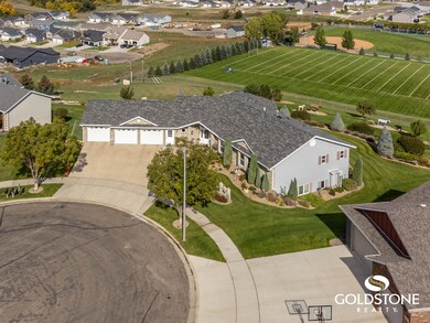 2200 West View Place - 3