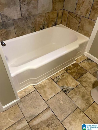 2520 5th St NE, Center Point, AL 35215 - photo 7