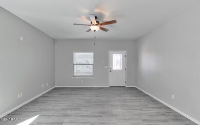 13812-Paseo-Alegre-Living