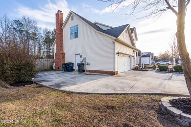 315 Richmond Dr, Jacksonville, NC 28540 - photo 3