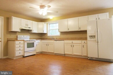 36786 Morning Dove Ct, Mechanicsville, MD 20659 - photo 3