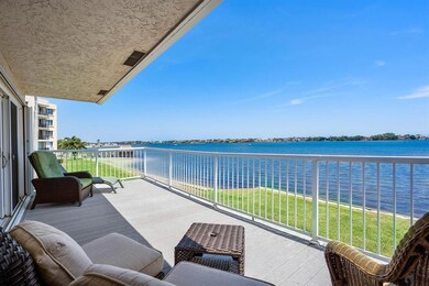 37 S Lakeshore Dr, Hypoluxo, FL 33462 - photo 4