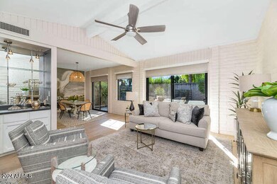 4525 N 66th St-small-007-018-TOD5945-666