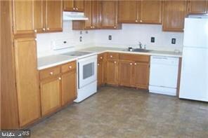 7417 Courtland Cir, Manassas, VA 20111 - photo 6