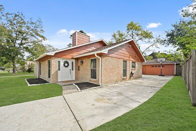 1515 Bamwick Dr, Houston, TX 77090 - photo 3