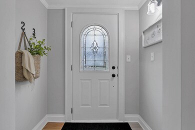 357 Fallis Rd, Columbus, OH 43214 - photo 5