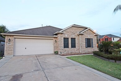 3802 Saxon Hollow Ct, Friendswood, TX 77546 - photo 3