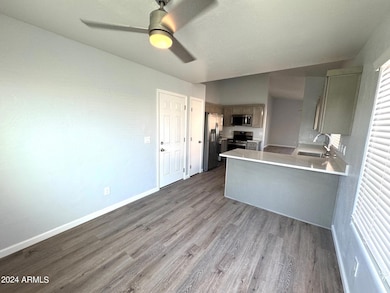 14084 W Cornerstone Trail, Surprise, AZ 85374 - photo 3