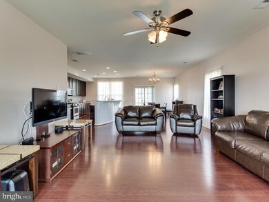 7708 Cedar Branch Dr unit 62, Gainesville, VA 20155 - photo 5