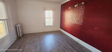 1319 Washburn St unit 1st floor, Scranton, PA 18504 - photo 4