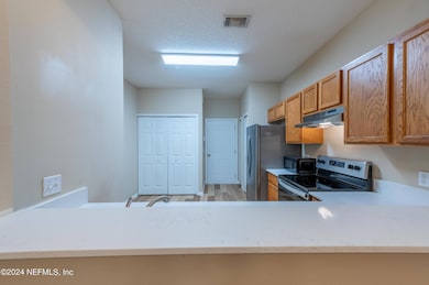 7919 Melvin Rd, Jacksonville, FL 32210 - photo 6