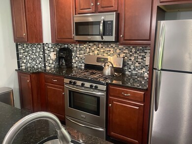 8-5 Treetop Ln unit 5, Kingston, MA 02364 - photo 3