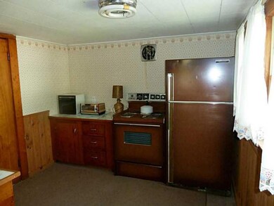 22 Warren St, Bridgton, ME 04009 - photo 3