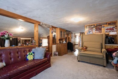 19 Periwinkle Dr, Rochester, NH 03868 - photo 6