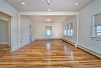 12 Armory St unit 2, Wakefield, MA 01880 - photo 2