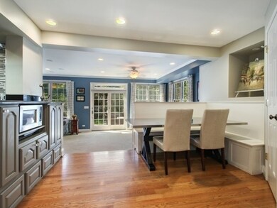 Breakfast Room