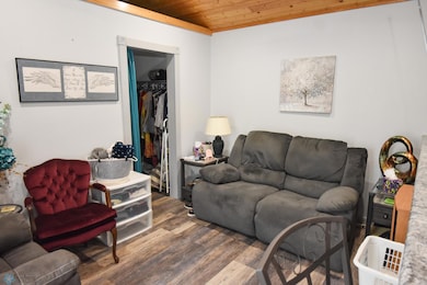 410 9 1 2 St N, Wahpeton, ND 58075 - photo 6