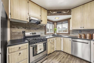 134 Daly Ave, Hamilton, MT 59840 - photo 7