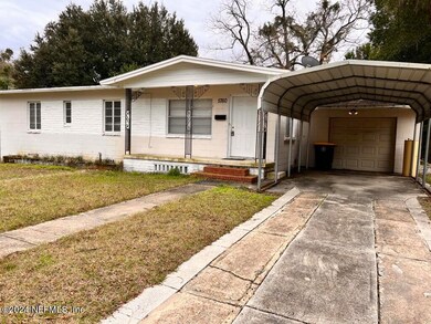 5760 Cedar Park Ln, Jacksonville, FL 32210 - photo 4