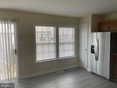 11 E Calabash Ct, Martinsburg, WV 25405 - photo 4