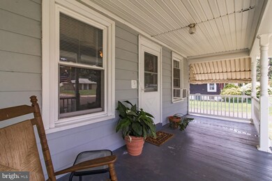 342 W Vine St, Hatfield, PA 19440 - photo 3