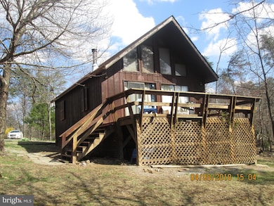 185 Plum Tree Ln, Berkeley Springs, WV 25411 - photo 2