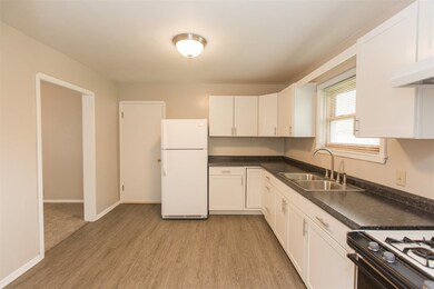 1806 Gibson St, Cedar Falls, IA 50613 - photo 4