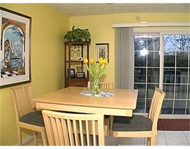 5281 Washington St unit L, West Roxbury, MA 02132 - photo 4