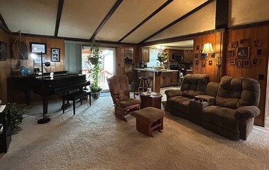 514 S Maple St, Lusk, WY 82225 - photo 4