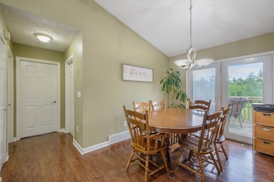 8177BeckerAve-19