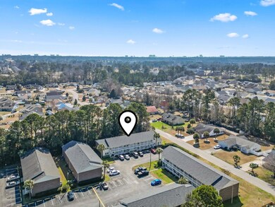 Birds eye view of property featuring a residential