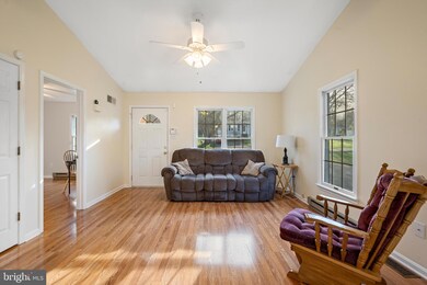 224 Spring Warbler Way, Shepherdstown, WV 25443 - photo 6