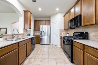 378 Lake Line Dr, Alvin, TX 77511 - photo 7