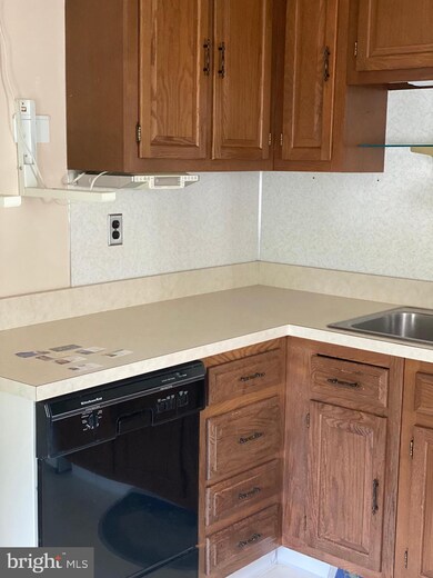 37 E 5th Ave, Runnemede, NJ 08078 - photo 6