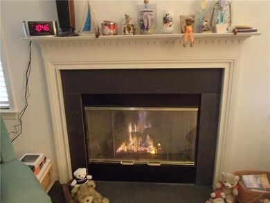 1235 Briarwood Ln, Easton, PA 18040 - photo 4