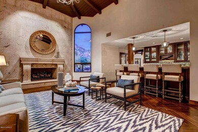 6644 N El Sendero Rd Carefree-large-007-