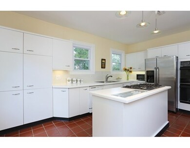 61 Dracut St, Dorchester Center, MA 02124 - photo 5