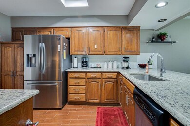 6404 Blake Ct, North Richland Hills, TX 76182 - photo 7