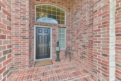 4713 Lake Rim Dr, Alvin, TX 77511 - photo 3