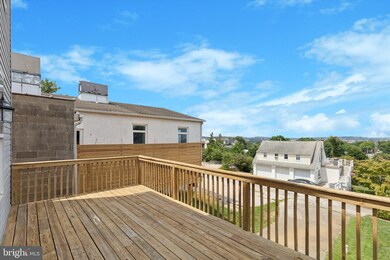 922 Maple St, Conshohocken, PA 19428 - photo 6