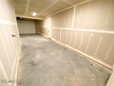 Plan 4 Garage (example)
